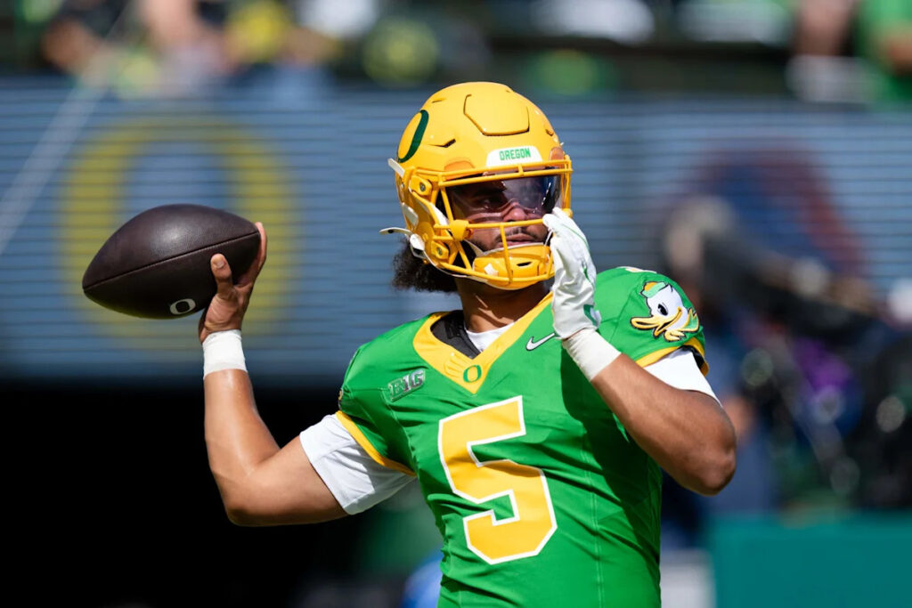 Why is the Oregon-Oklahoma State Game Delayed Today? When Will It Start? - Yahoo Sports