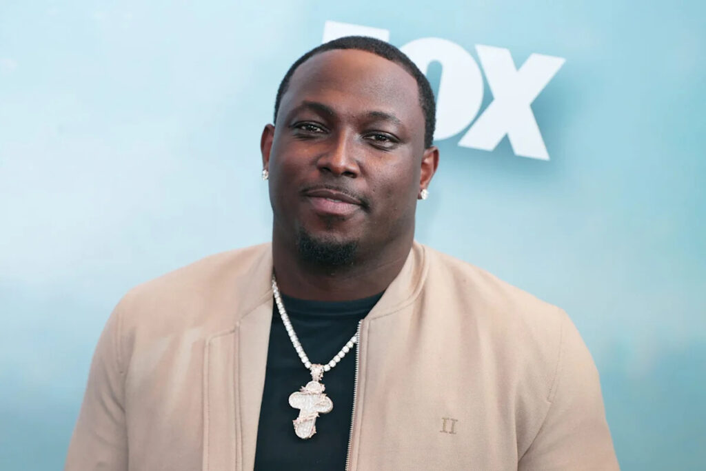 ‘The stuff he’s doing’ – LeSean McCoy’s true thoughts on Pat McAfee’s smoking incident - Yahoo Sports