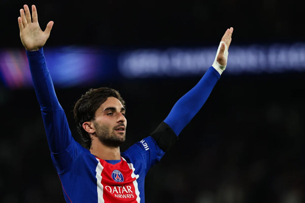 3️⃣ PSG new boy continues to shine with CL hat-trick - ca.sports.yahoo.com