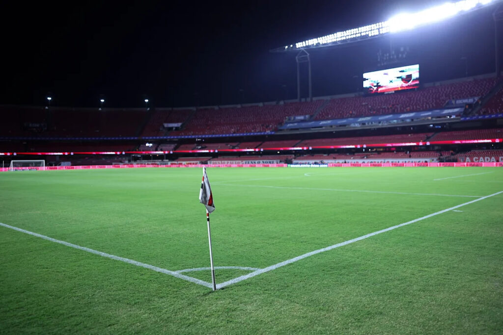 📋 São Paulo and Atlético named for Brasileirão clash - Yahoo Sports
