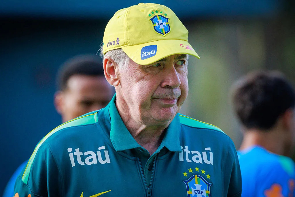 📋 Brazil line up with attacking quartet and debutants against Australia - Yahoo Sports