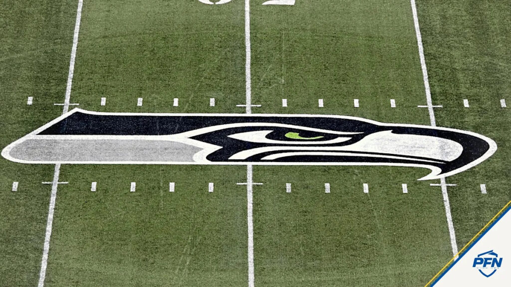 Who Are the Patriots-Seahawks Announcers? A Look at NBC’s Broadcasters for Week 1’s Wednesday Night Football Clash - Yahoo Sports