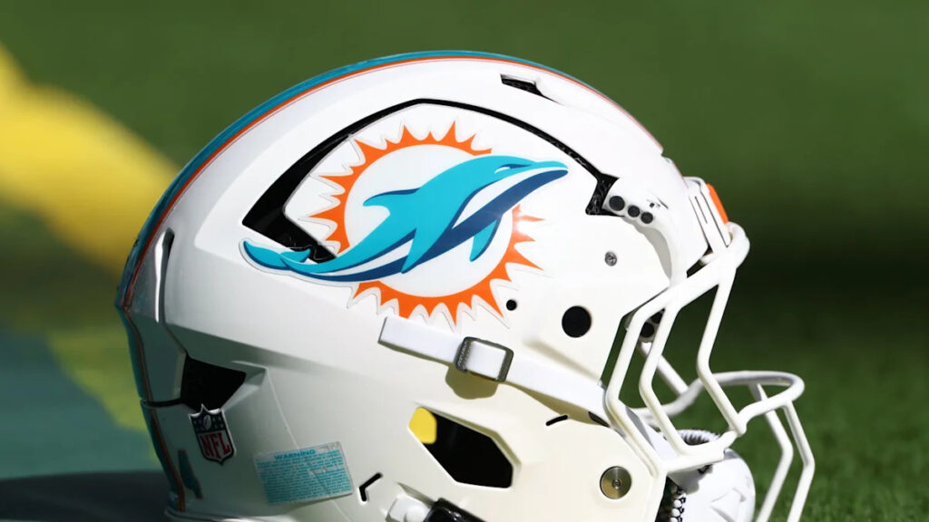 Are the Dolphins tanking? - sports.yahoo.com