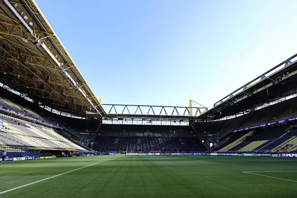 Comment Thread: Dortmund’s UCL Campaign Kicks Off vs Villarreal - Yahoo Sports