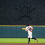 Offense Astro-logy: White Sox fall to Houston, 6-2 - sports.yahoo.com