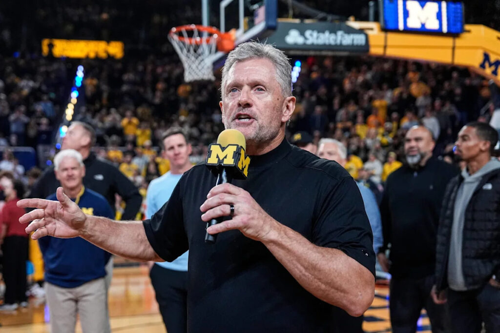 Kyle Whittingham Starts New Tradition At Michigan - Yahoo Sports