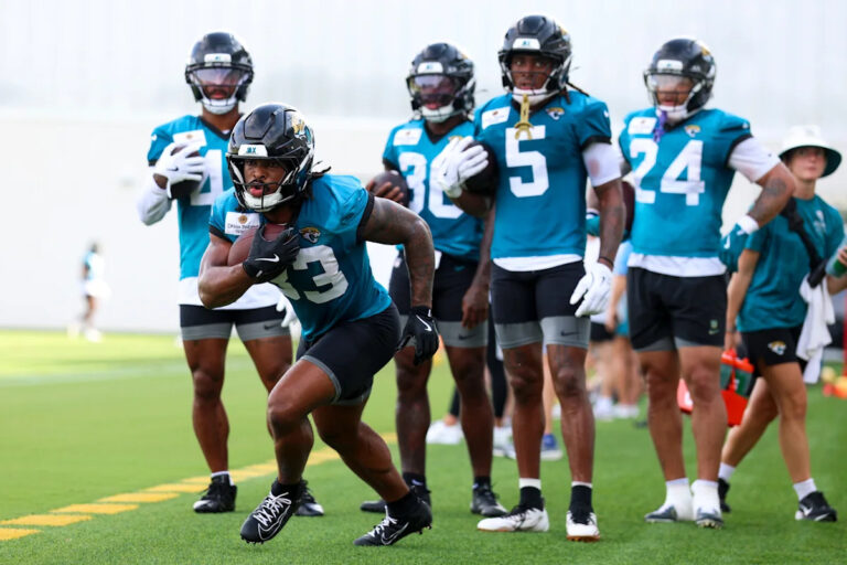 Jacksonville Jaguars RB Bhayshul Tuten idle with illness - Yahoo Sports UK