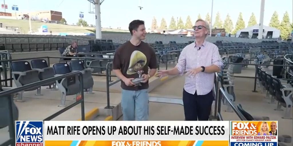 Steve Doocy catches up with viral comedian Matt Rife on tour - Fox News