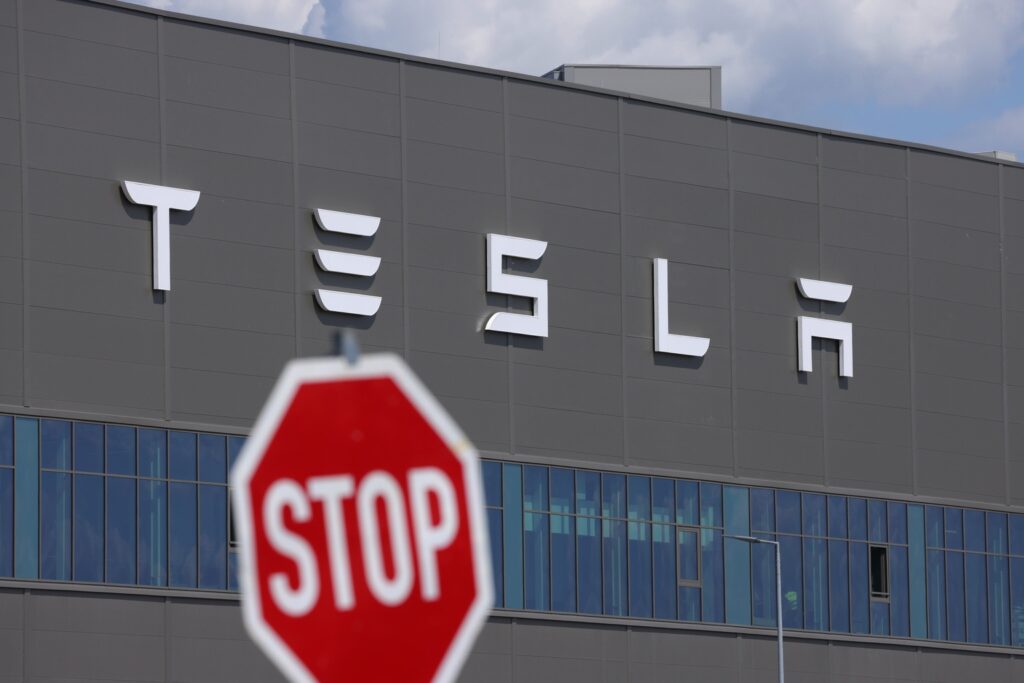 Tesla: Finally, Time To Say Enough Is Enough (Downgrade) (NASDAQ:TSLA) - Seeking Alpha