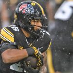 Iowa State vs. Iowa odds, picks, predictions: Betting preview, start time for Week 2 college football matchup - CBS Sports