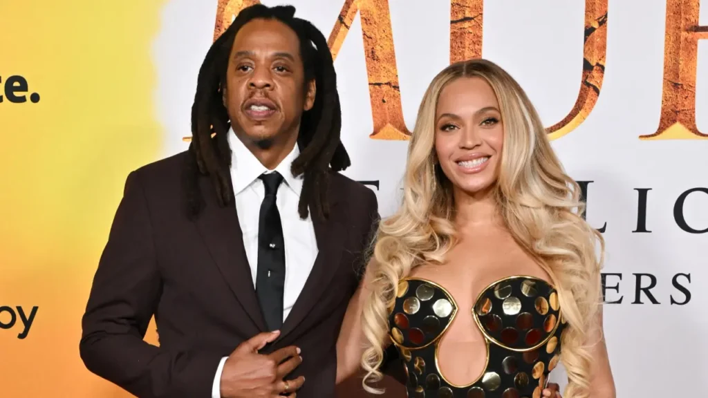 Jay-Z pauses concert to sing happy birthday with fans for Beyonce's 45th - watch video - Mid-Day