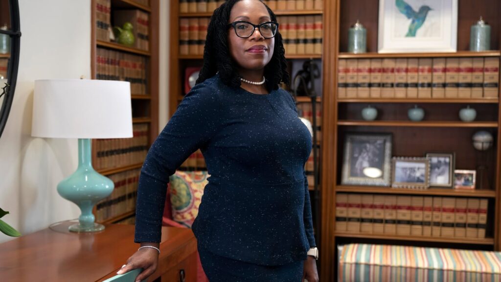 Jackson says all is not well on the Supreme Court emergency docket - Courthouse News