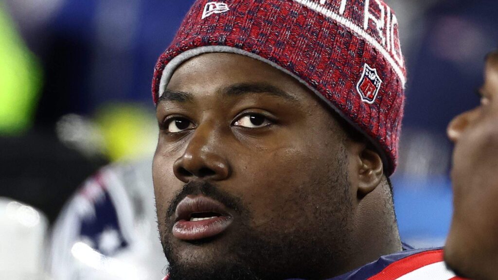 Patriots’ Vrabel Quells Fears Around $92 Million Star’s Knee Issue Ahead of NFL Opener - heavy.com