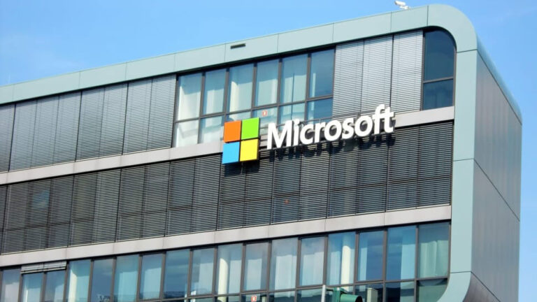 MIT Warns Hyperscalers Must Nearly Triple Productivity By 2030 As Trillion-Dollar AI Bubble Risk Grows For GOOGL, MSFT and AMZN - foreignpolicyjournal.com
