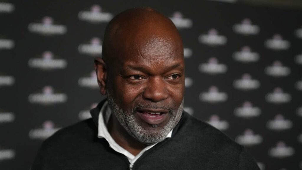 NFL Legend Emmitt Smith Accused Of 'Conning' Investor Out Of $2.5 Million - Yardbarker