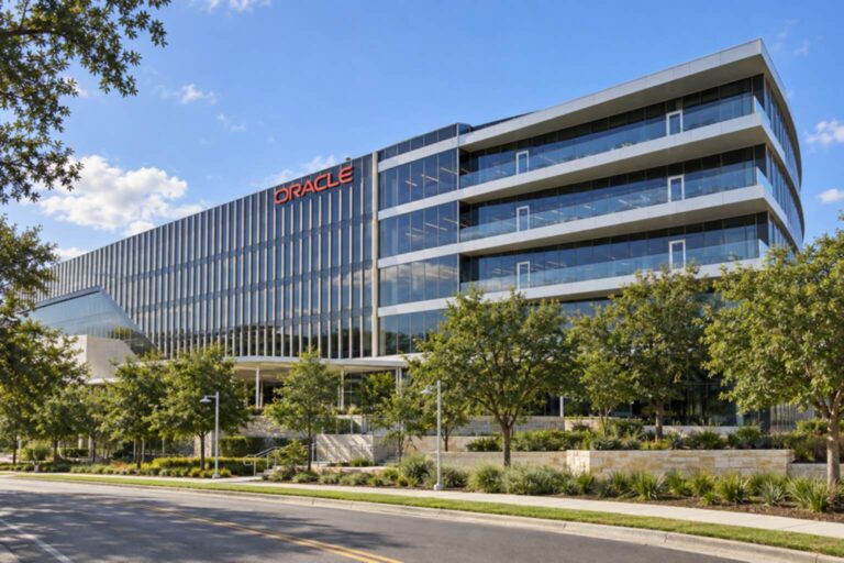 Oracle Stock Drops 1.8% Before Earnings—Why 58% Cloud Growth Is the Floor - TechStock²