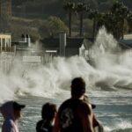 Two giant warming patterns are brewing in the Pacific and warping US weather - bbc.com
