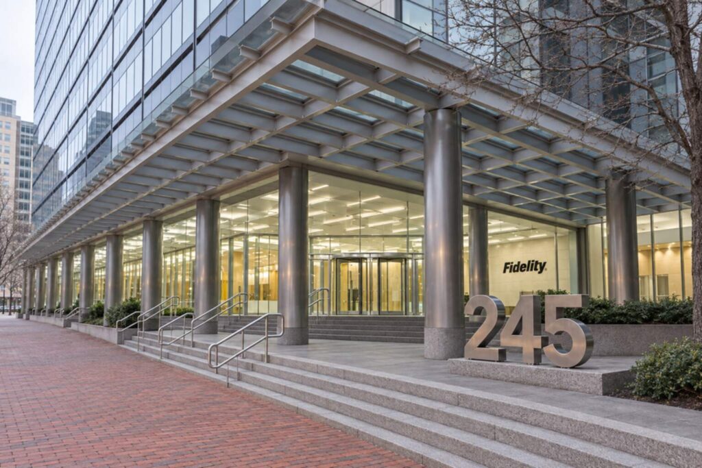 Fidelity’s 401(k) Guidance Flags the $150,000 Roth Catch-Up Test - TechStock²