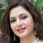 'Both of my deliveries were by caesarean': Bhagyashree on motherhood and fitness; says ‘the weight will i - The Times of India