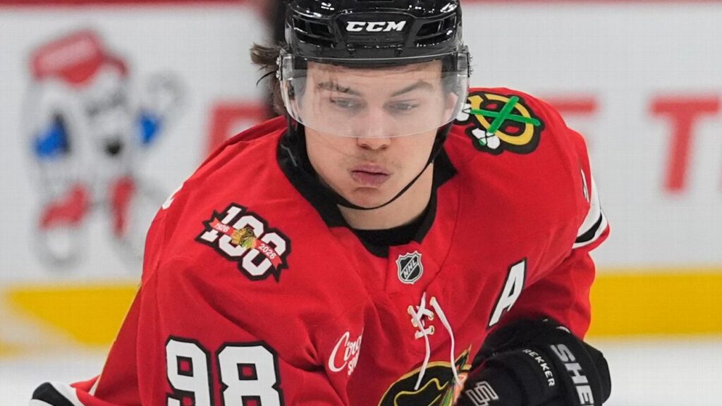 Blackhawks name Bedard, 21, franchise's 2nd-youngest captain - ABC7 Chicago