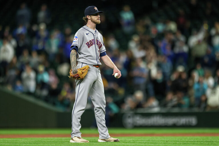 Astros miss chance to open up AL West lead, fall to Mariners in 10 innings - Houston Chronicle