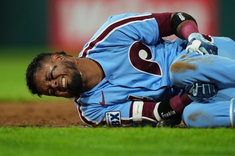 Phillies' Luis Arraez leaves game with sprained left ankle as he chases a 4th batting title - Times Union