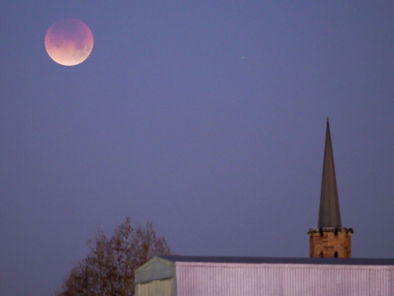 When is the Harvest Moon? How to see September’s full moon in North Texas - dallasnews.com