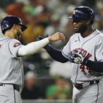 Astros rout A's, will determine playoff fate in regular-season finale - Houston Chronicle