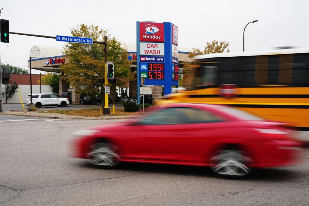 Fuel prices at record Labor Day high in US thanks to Iran War and refinery issues - MySA