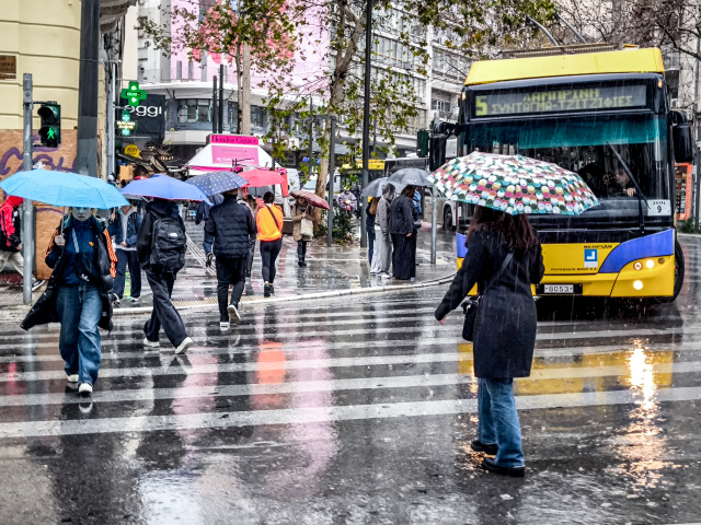 Rainier weather in October: What seasonal models show for Greece - ProtoThema English