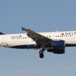 'We need to return immediately,' flight crew warns as pilot health emergency unfolds - FOX 10 Phoenix