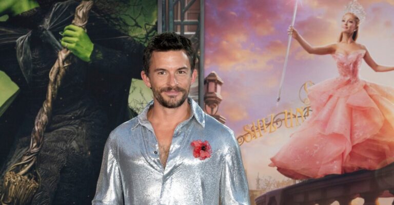 Jonathan Bailey Pulls Out of London Sunday in the Park With George; Producers Say Revival Will Continue - Playbill