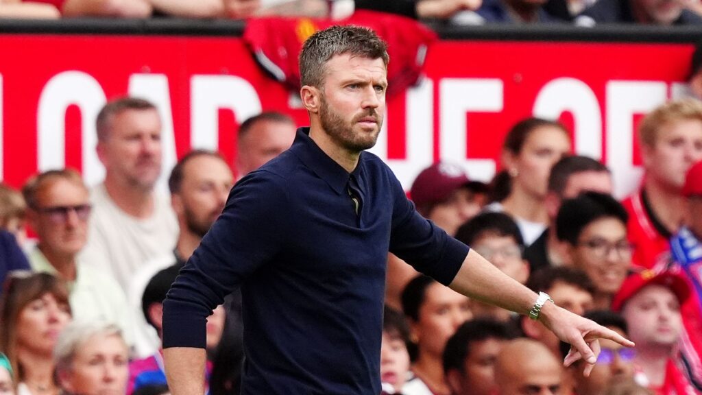 Manchester United latest: Michael Carrick happy with transfer business and convinced that his squad has improved after summer window - Sky Sports