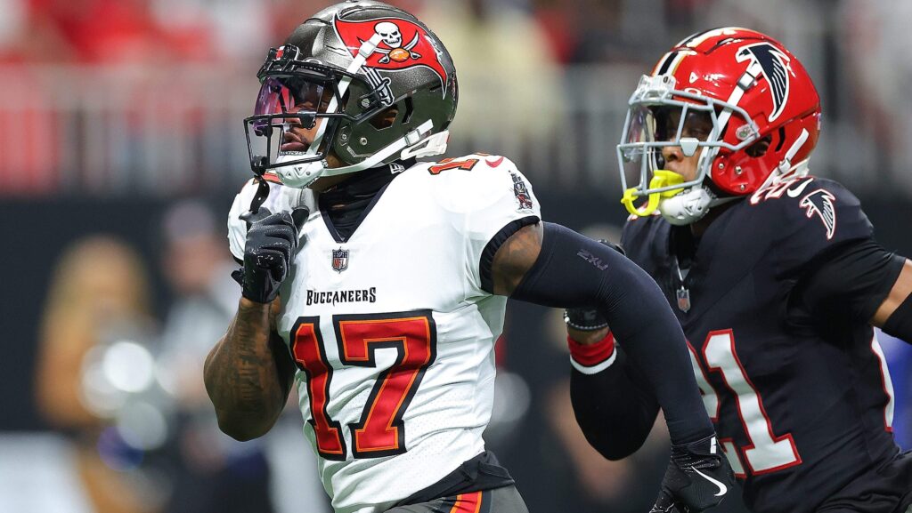 Former $41 Million Tampa Bay Buccaneers WR Signs With Jets - heavy.com