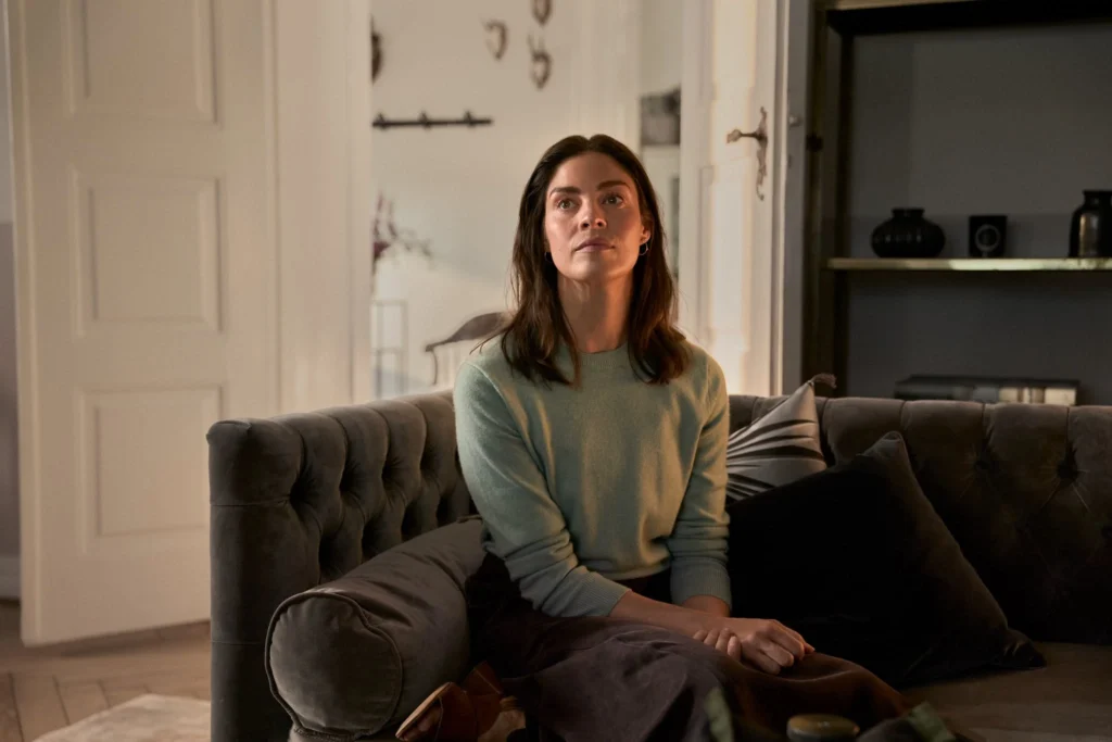 ‘The Secret Woman’ Ending Explained – Breaking Down the Many Messy Plot Twists - readysteadycut.com