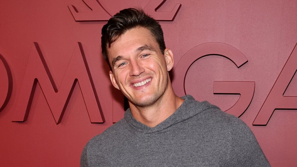 Is Tyler Cameron Single or Married? Meet the Former Bachelor’s Fiancee! - Just Jared