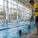 A gym in Barcelona transforms its fees into swimming scholarships for 3,300 children from El Raval - apdnoticies.com