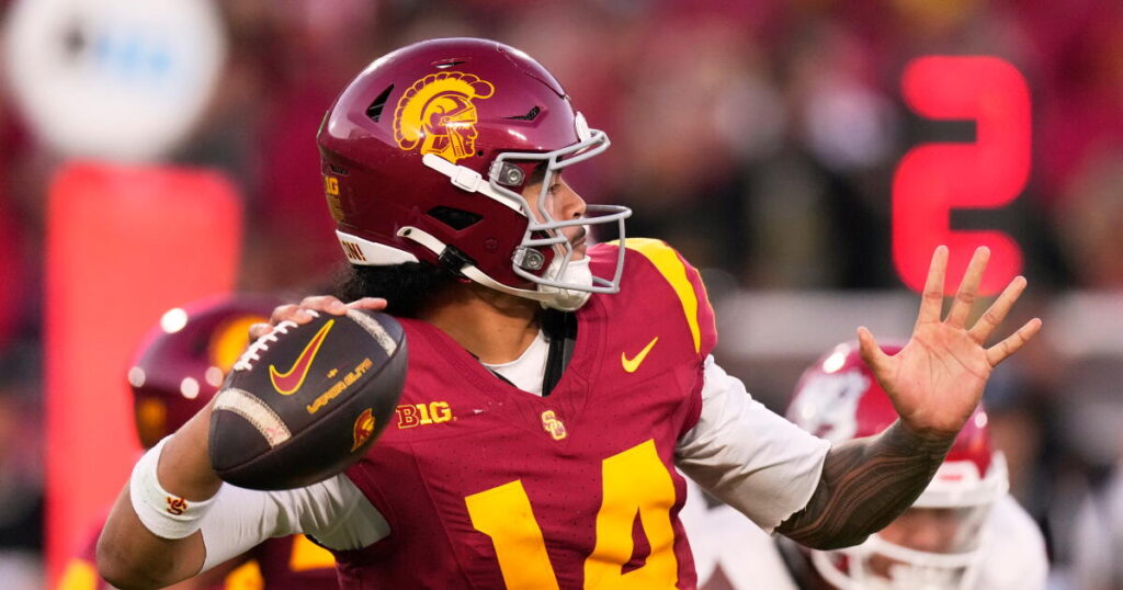 No. 14 USC dominates Fresno State with ruthless defense, efficient offense in shutout - latimes.com