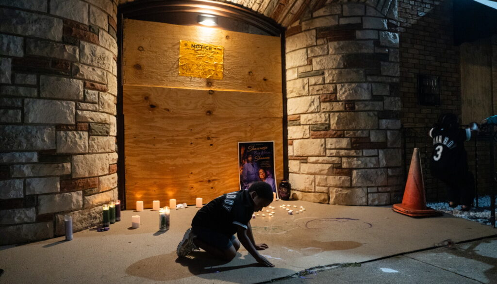How we photographed a vigil at South Chicago Chapel - Chicago Sun-Times