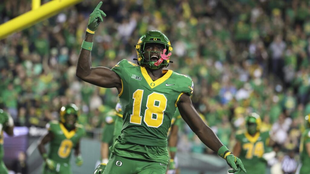 Prolific Performance Gets Ducks Back in Win Column - University of Oregon Athletics
