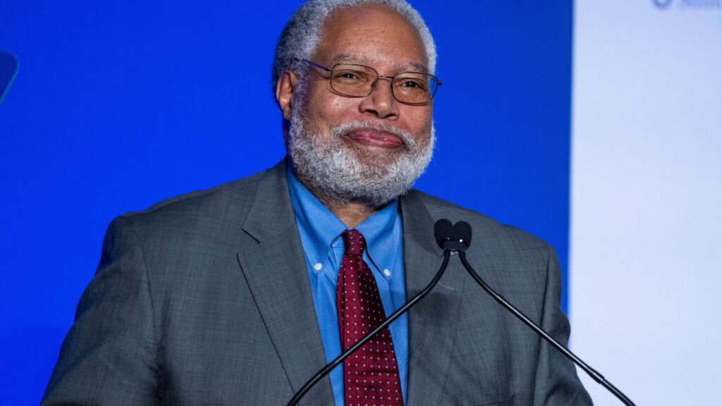 Smithsonian Head Retires After Months of Criticism From Trump - News of the United States - NOTUS
