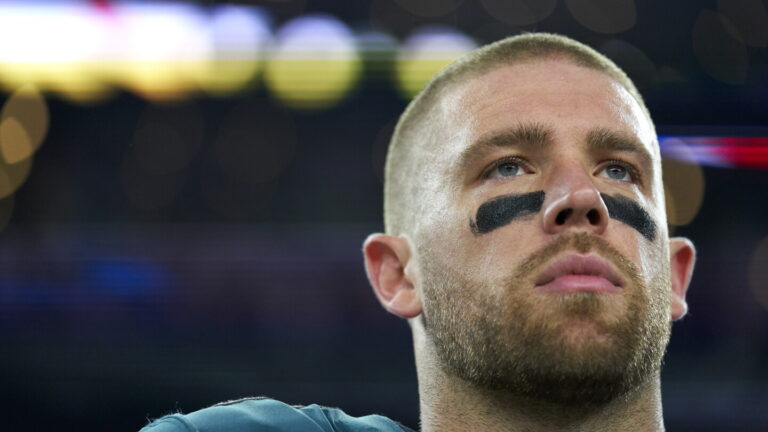Zach Ertz returning to Philadelphia, will sign with Eagles’ practice squad - NBC Sports