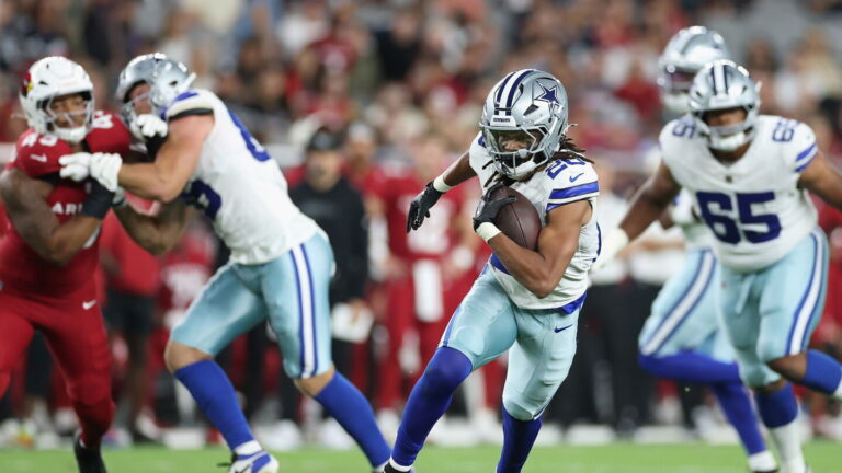 RB Malik Davis carted off at Cowboys practice - NBC Sports
