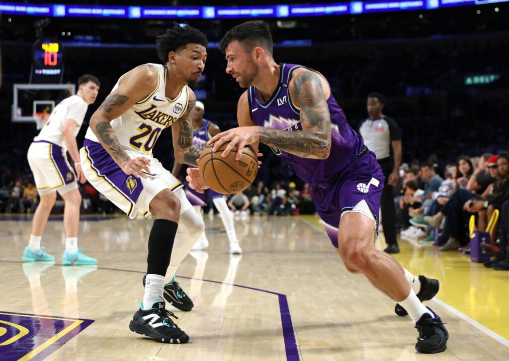 Knicks Sign Veteran Wing After Beating Out Eastern Conference Rival - heavy.com