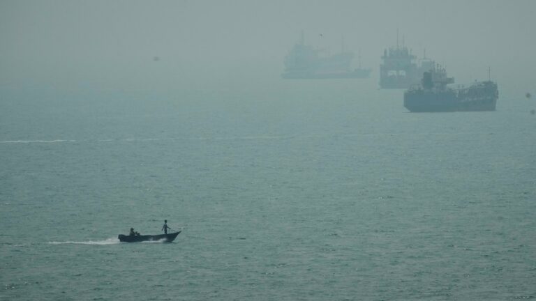 An Iranian commercial ship is struck near Strait of Hormuz with 1 dead, Iranian media say - ABC News - Breaking News, Latest News and Videos