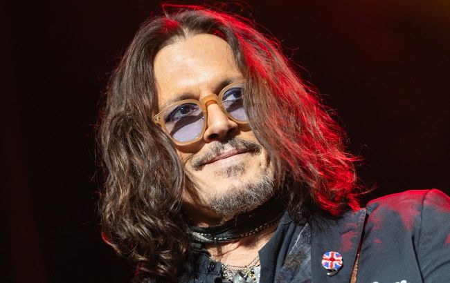 Johnny Depp's art: Look at his paintings and where to find them - RBC-Ukraine