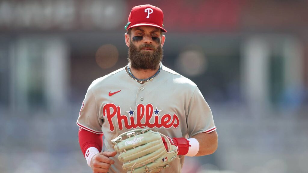 How Did Harper Move Forward After a Detrimental Mistake? He Thought of His Son - Sports Illustrated