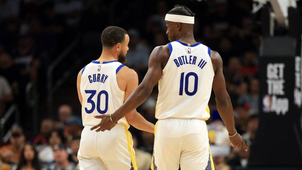 Jimmy Butler praises Curry, details rehab and leaves his mark on Warriors camp - Blue Man Hoop