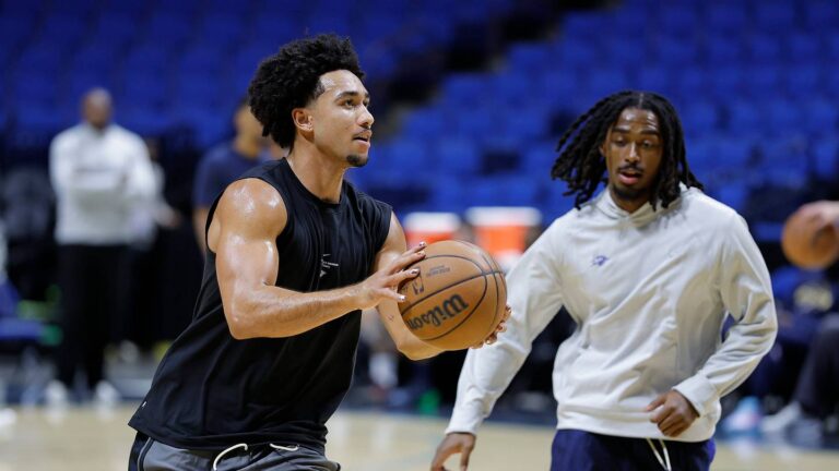 OKC Thunder Announce Starting Lineup vs. Pelicans in Preseason Opener - Sports Illustrated