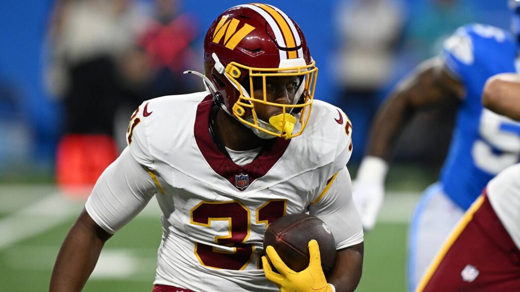 What to Know About New Dolphins RB Kaytron Allen - Sports Illustrated
